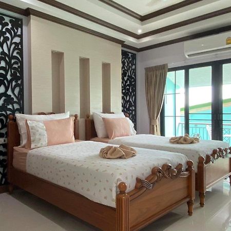 TC villa on beach Ko Lan Esterno foto