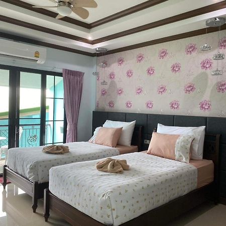 TC villa on beach Ko Lan Esterno foto