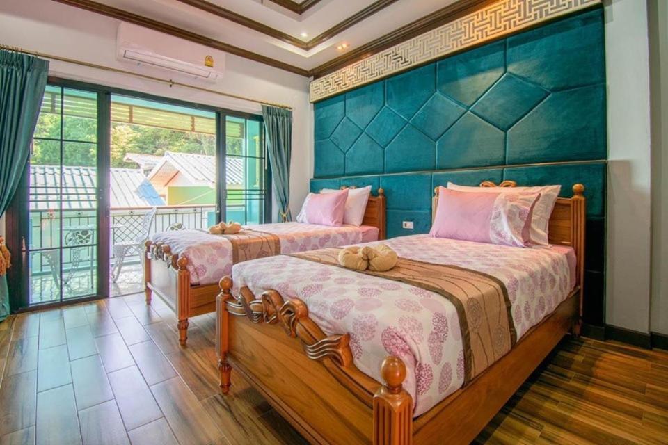 TC villa on beach Ko Lan Esterno foto